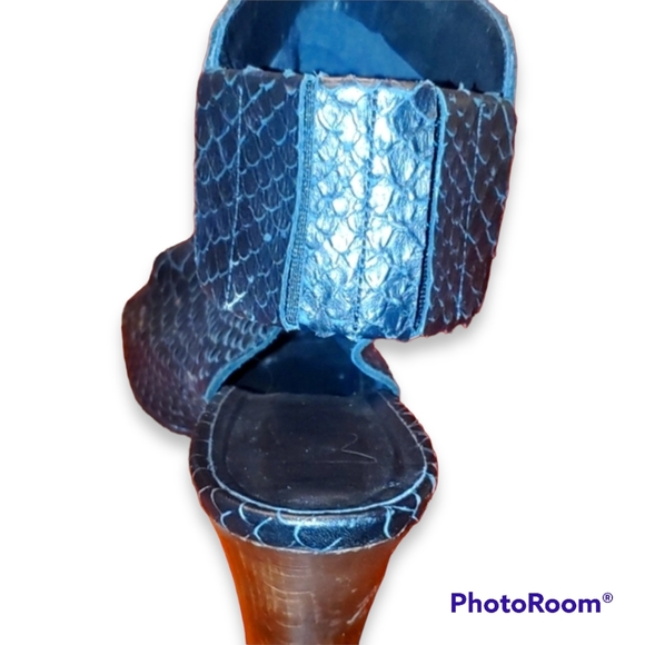 Zero + Maria Cornejo Black Snake Embossed Leather Mules - Picture 8 of 10